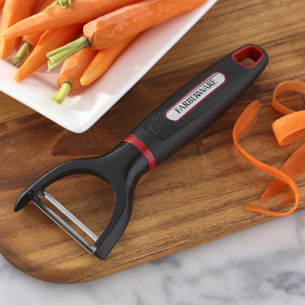 Stainless Steel Y Peeler in Black