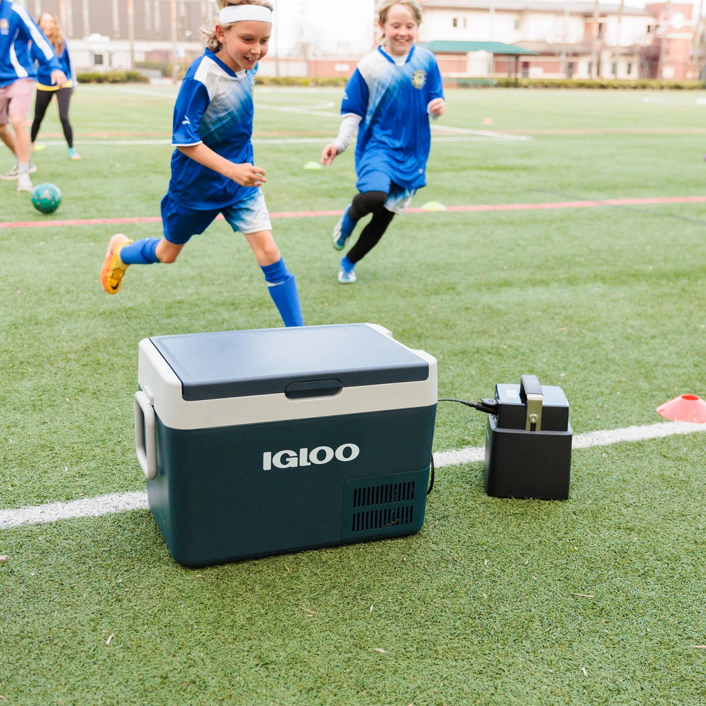 Igloo 38 QT ICF 32 Active Electric Cooler; Rugged Blue
