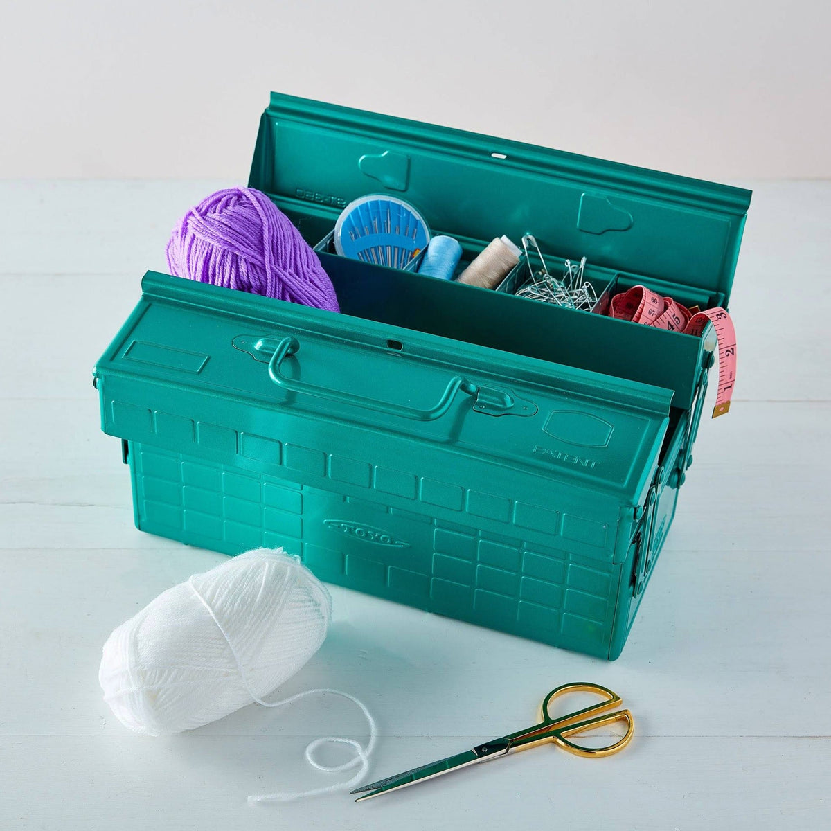 Toyo ST-350 Tool Box - Green