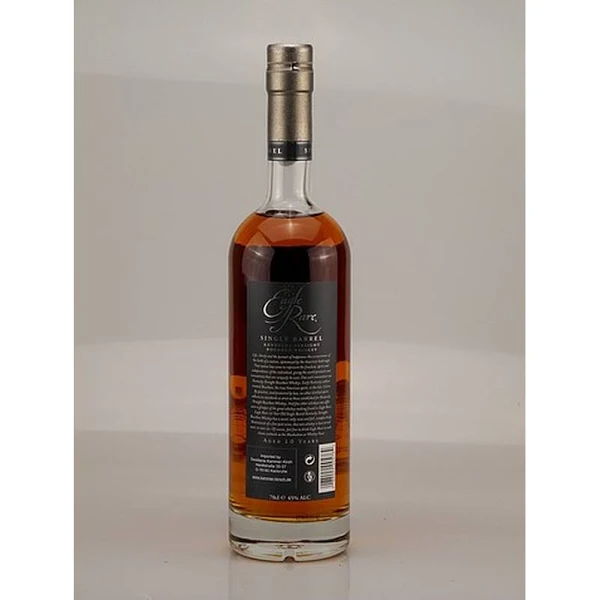 Eagle Rare 10 Year Old Kentucky Straight Bourbon Whiskey - Buffalo Trace Distillery, Aged in Charred Oak Barrels