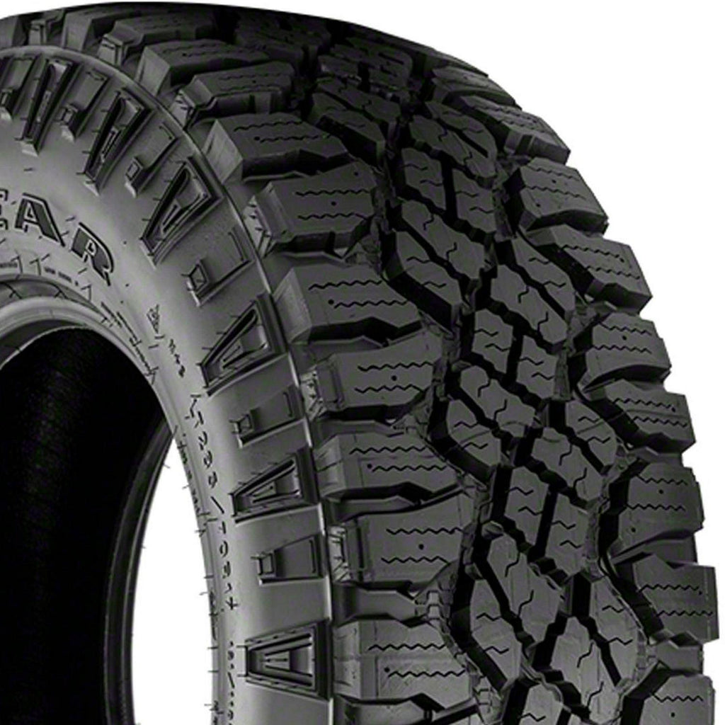 Goodyear Wrangler DuraTrac All-Terrain LT265/70R17 121/118Q E Light Truck Tire